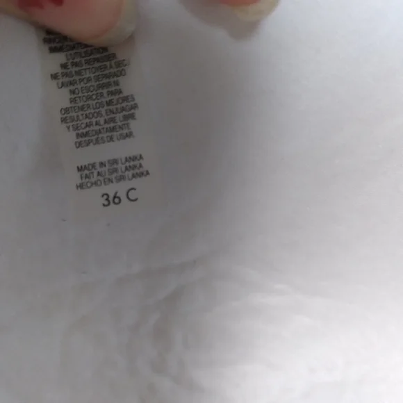 Victoria's Secret Black and White Halter Underwire Bikini Top Size 36C - Picture 3 of 10